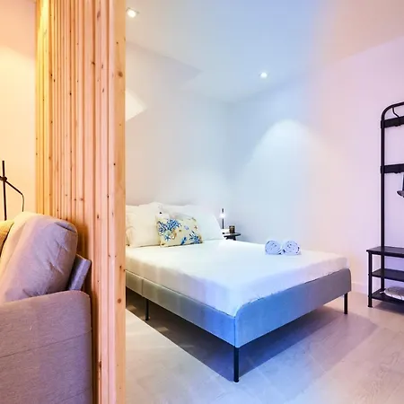 Апартаменты Altido Stylish Studio For Great Holidays In